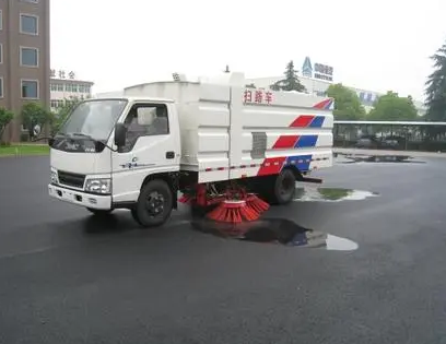 道路清掃灑水，精細化保潔