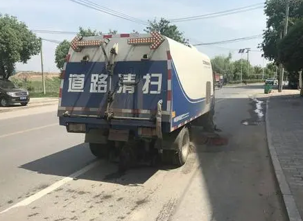 機械化清掃能出靚麗的市容