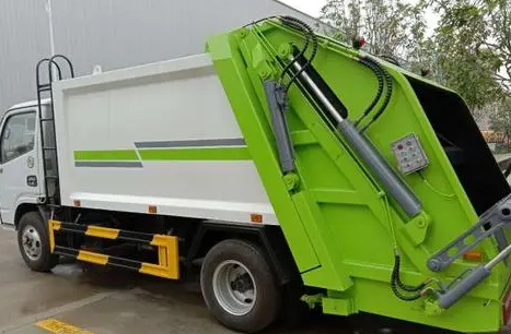 利用垃圾車進行垃圾分類有哪些特點？