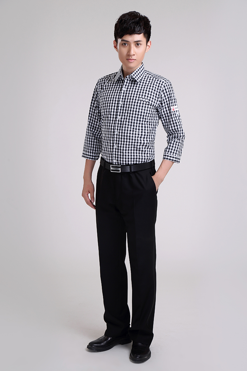黑白純棉長(zhǎng)袖格子襯衣