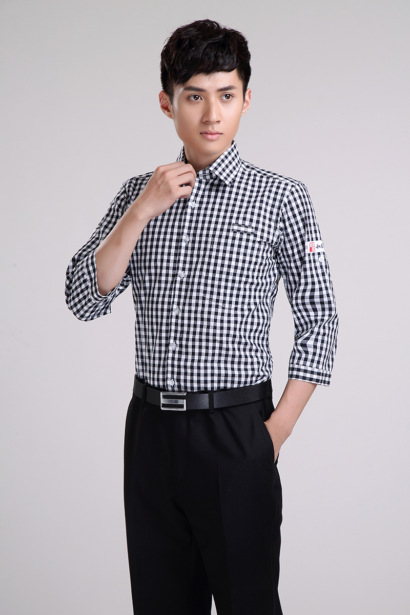 黑白純棉長(zhǎng)袖格子襯衣