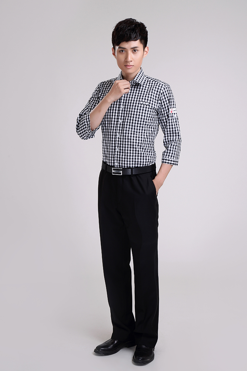 黑白純棉長(zhǎng)袖格子襯衣