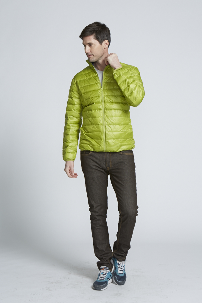 鴨絨服，羽絨服