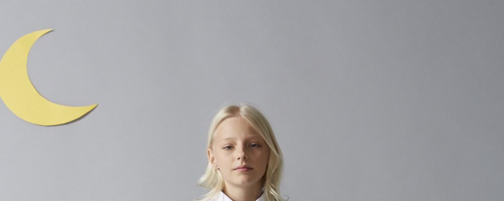 新款夏季小學生校服