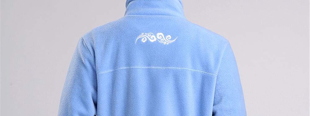 男色的衛(wèi)衣外套好看嗎